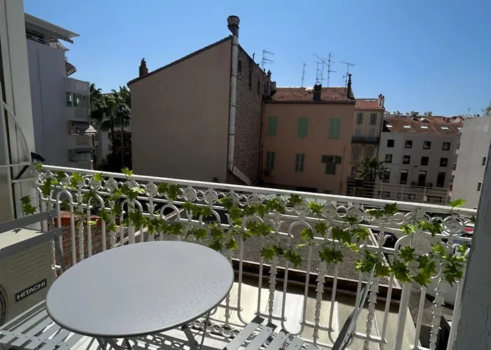 Charlie - Bd De Lorraine كان