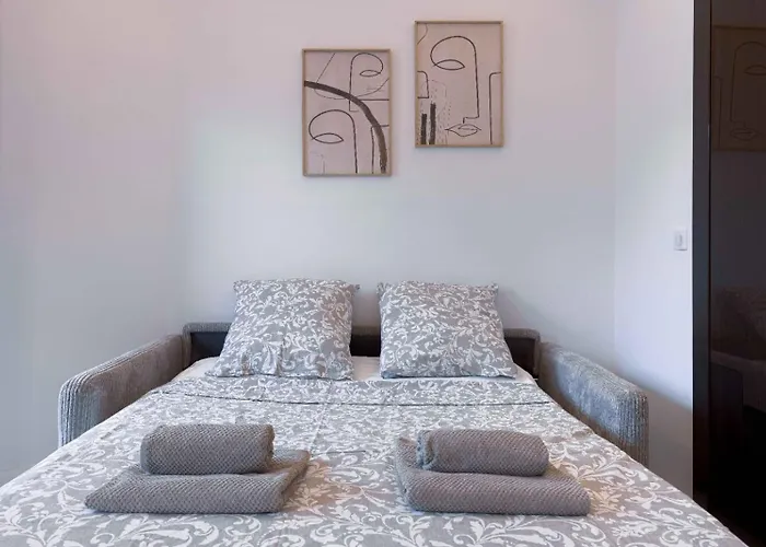 Charlie - Bd De Lorraine كان