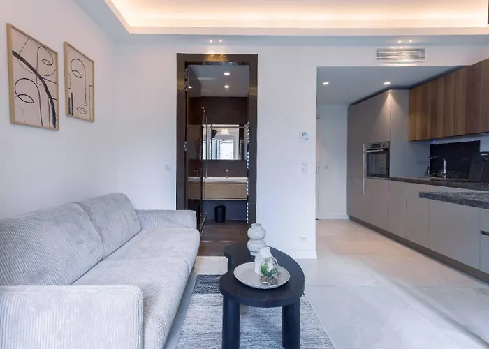 Charlie - Bd De Lorraine كان