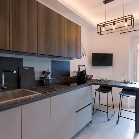 Apartment Charlie - Bd De Lorraine