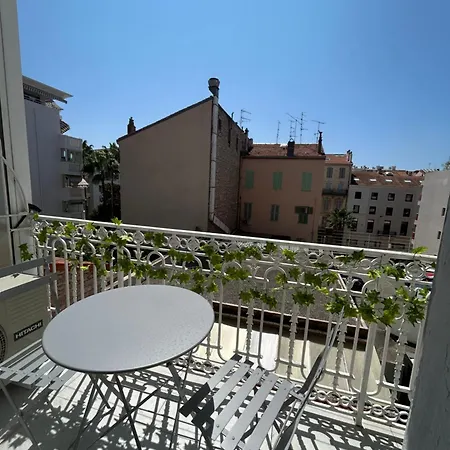 Charlie - Bd De Lorraine Cannes