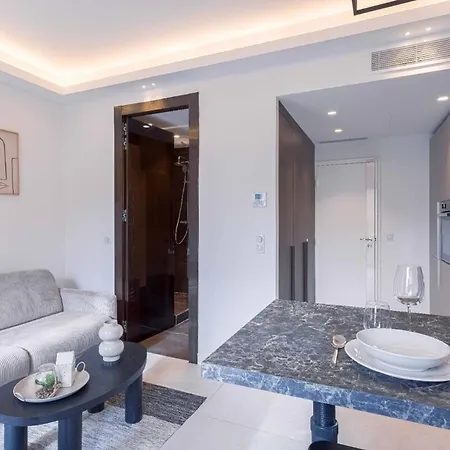 Charlie - Bd De Lorraine Appartement *